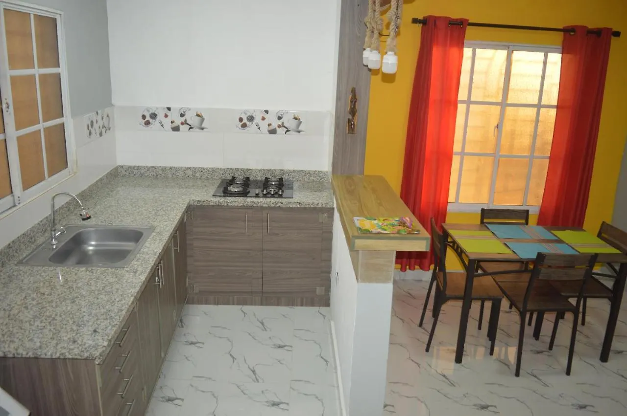 Apartment Apartamento Amueblado Caribe: Convenient Airport Retreat Santo Domingo